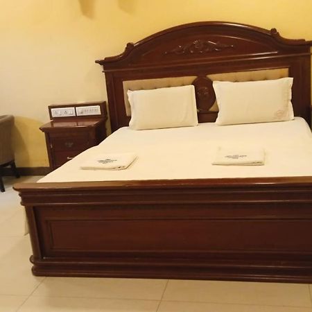 Hotel Sriannamalaiyar Residency à Vellore Extérieur photo