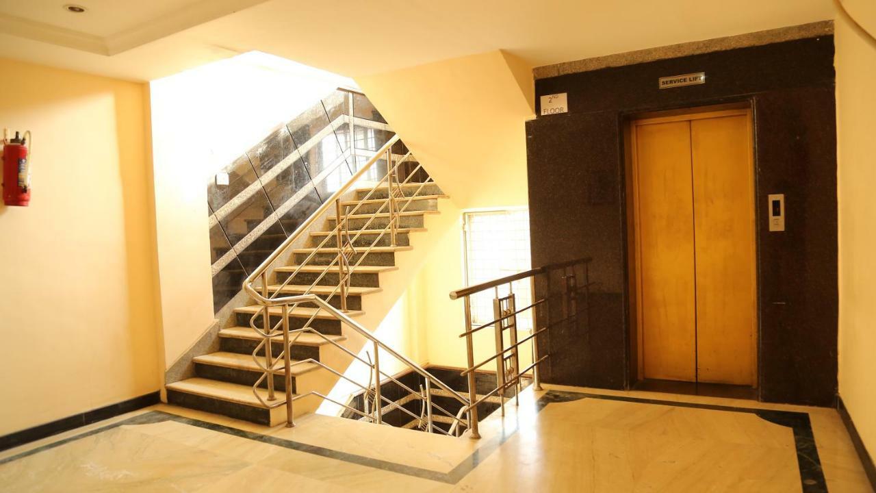 Hotel Sriannamalaiyar Residency à Vellore Extérieur photo